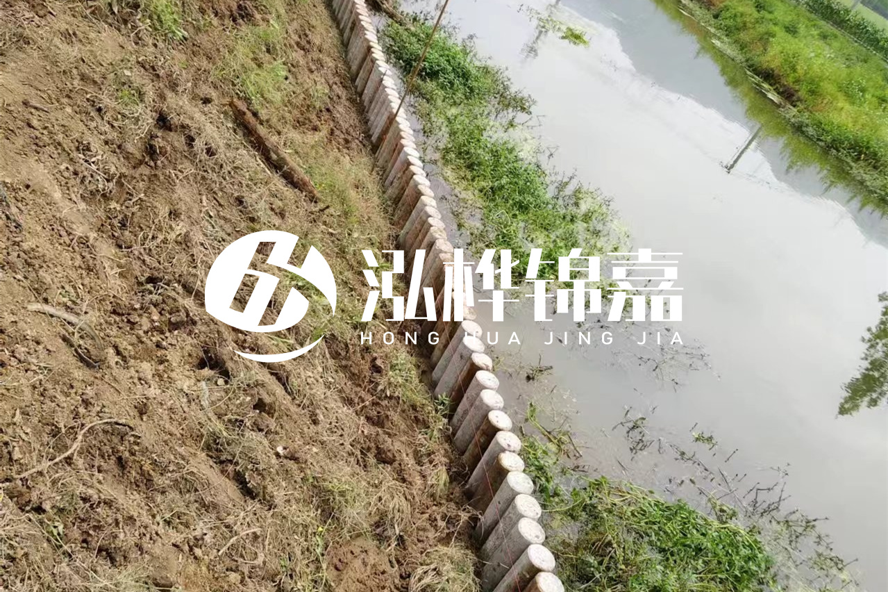 仿木樁施工前注意事項(xiàng)-水泥樁打樁機(jī)是怎么打樁的？