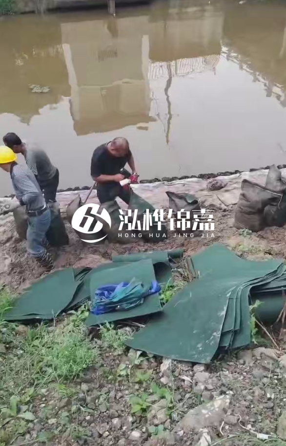 蘇州挖機打木樁專業(yè)施工-打松木樁的施工周期一般是多久？