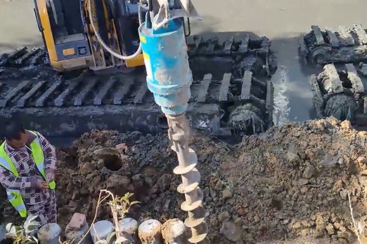 水泥樁批發(fā)廠家泓樺錦嘉-水泥仿木樁樁徑怎么確定？