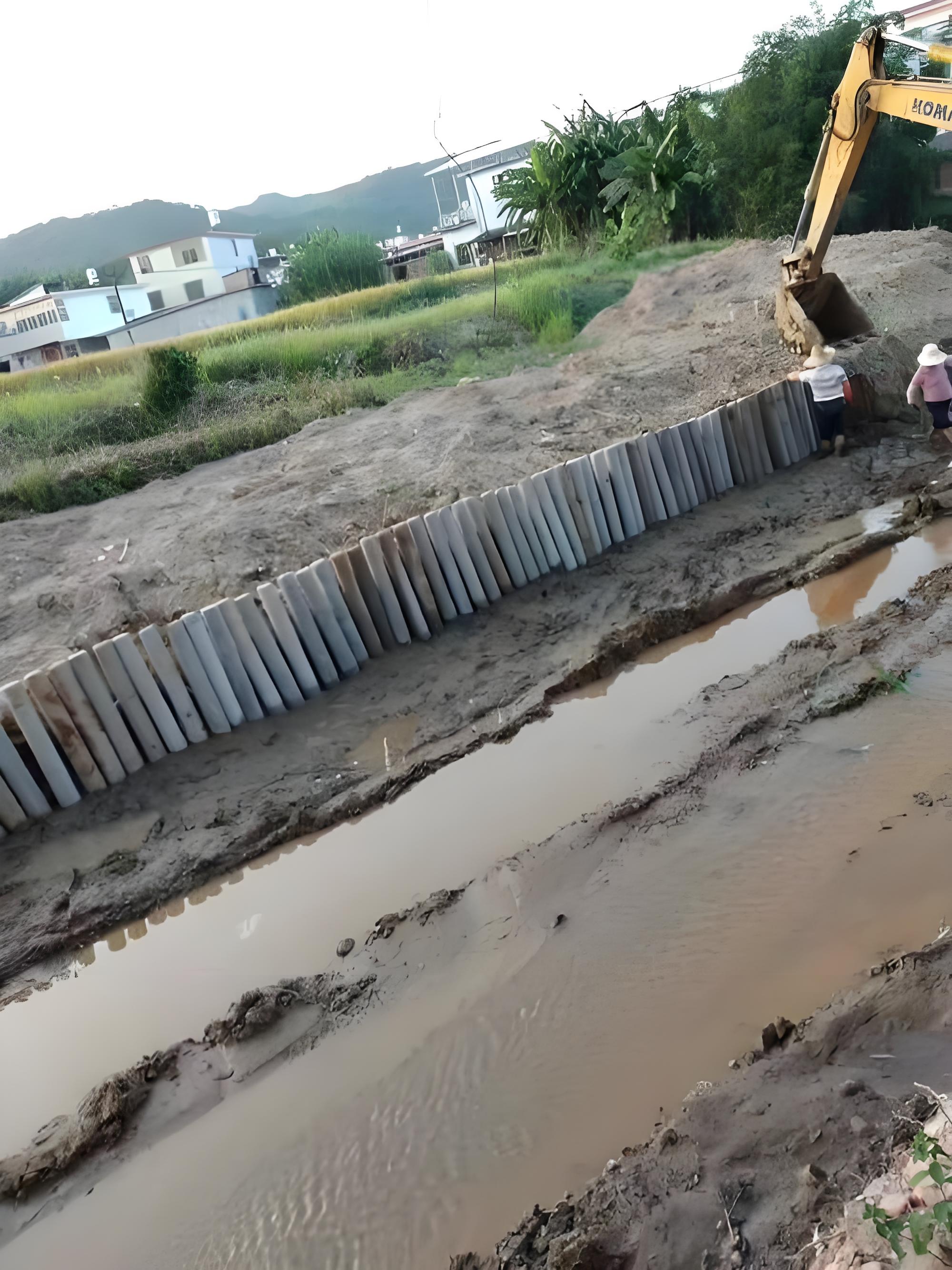 水泥樁廠家泓樺錦嘉-水泥樁在淤泥質(zhì)河床如何防沉降？